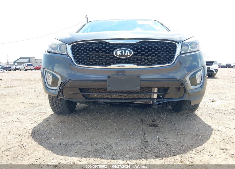 2016 KIA SORENTO 3.3L EX VIN: 5XYPH4A56GG155763