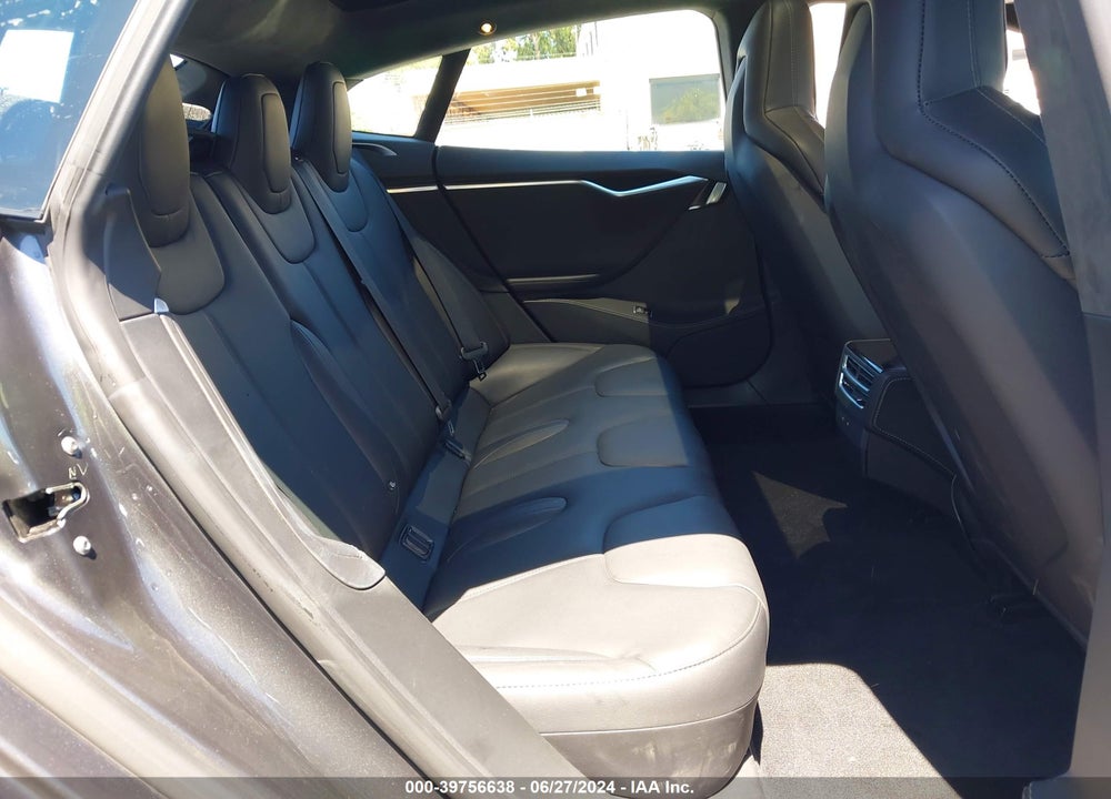 2016 TESLA MODEL S 60D/70D/75D/85D/90D VIN: 5YJSA1E26GF173006