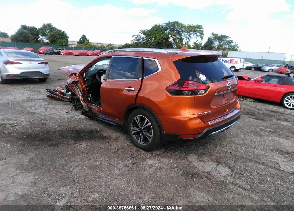 2019 NISSAN ROGUE SV VIN: JN8AT2MV8KW387706