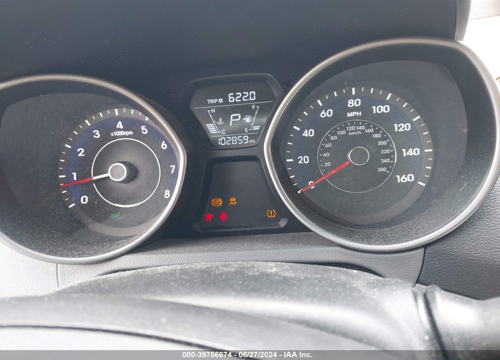 2015 HYUNDAI ELANTRA SE VIN: 5NPDH4AE4FH557713
