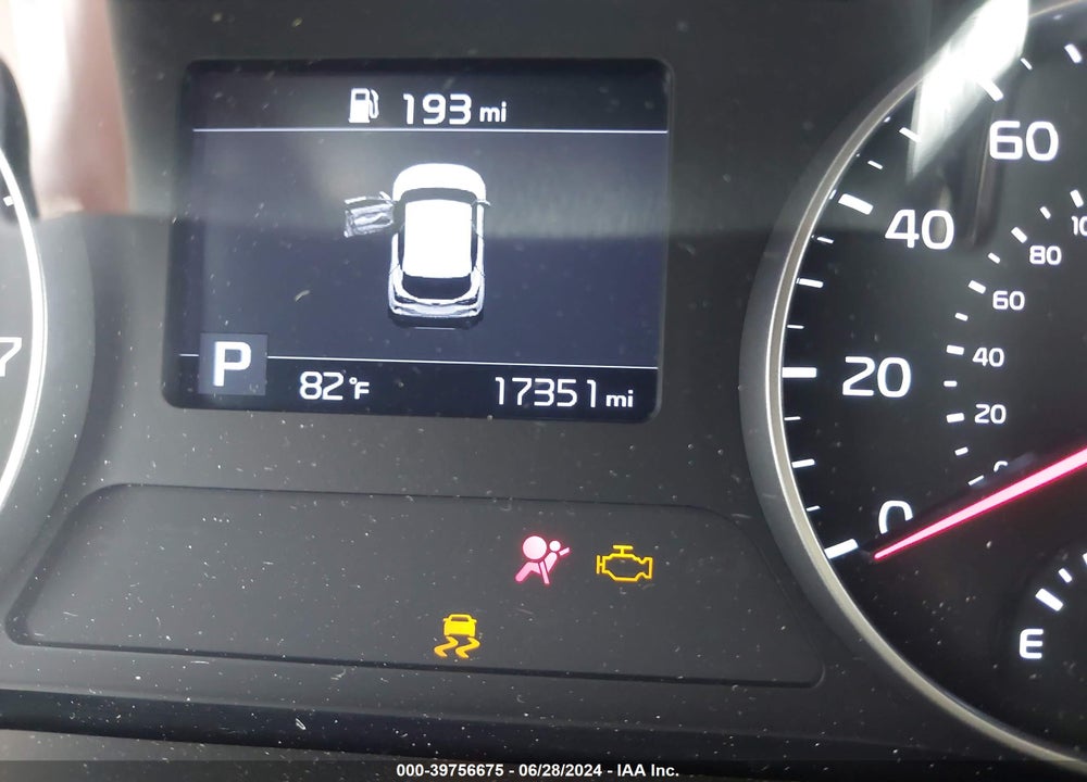 2023 KIA SELTOS LX VIN: KNDEPCAA8P7423114