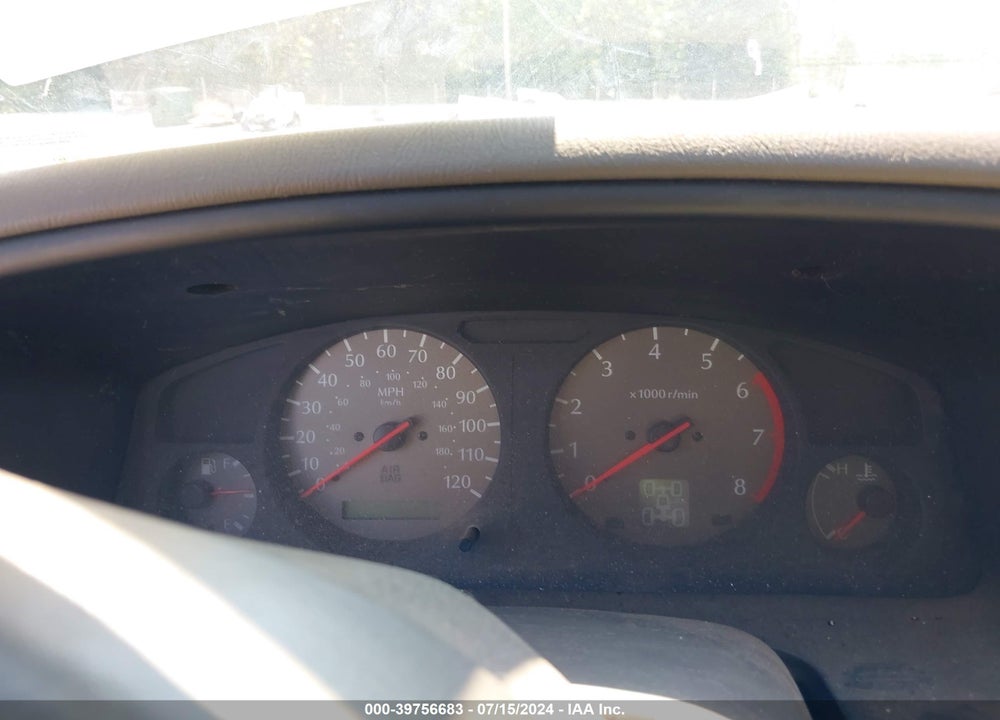 2000 INFINITI QX4 VIN: JNRAR07Y6YW075591