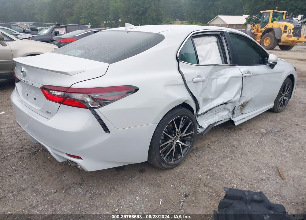 2024 TOYOTA CAMRY SE VIN: 4T1G11AK4RU259755