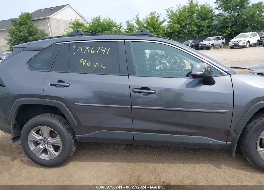 2024 TOYOTA RAV4 XLE VIN: 2T3P1RFV4RC399315