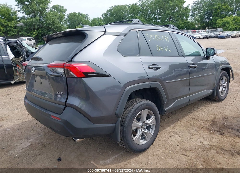 2024 TOYOTA RAV4 XLE VIN: 2T3P1RFV4RC399315
