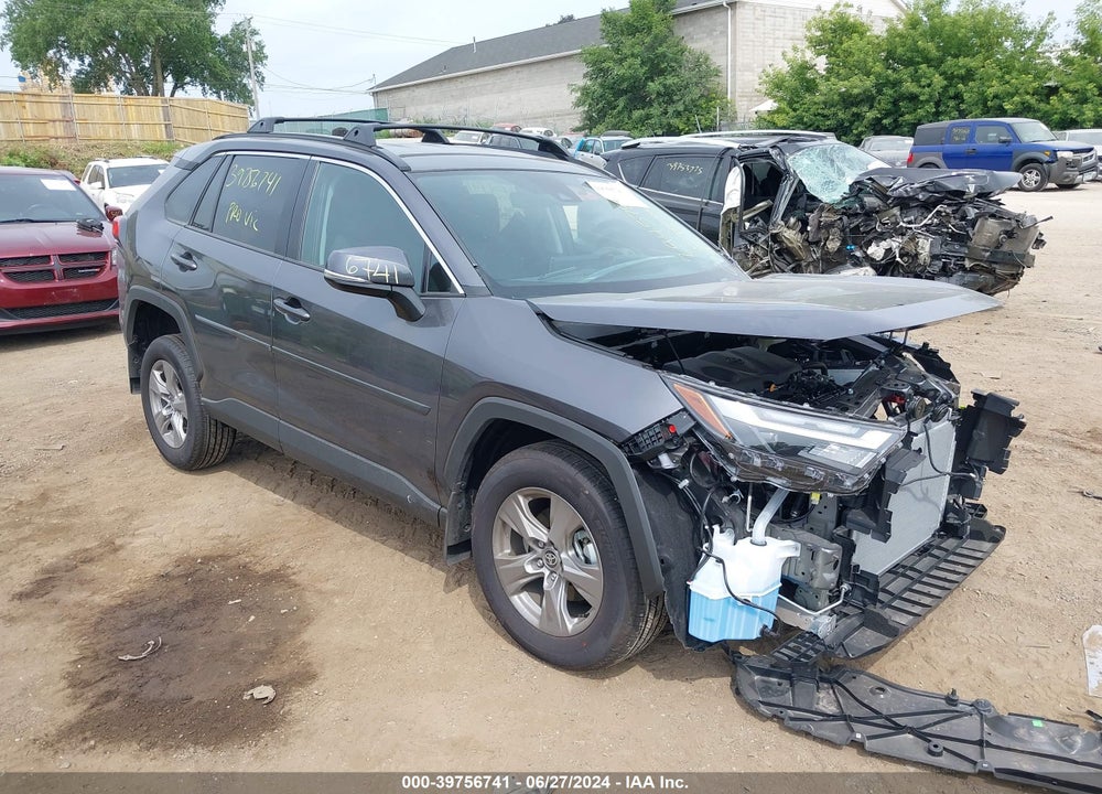 2024 TOYOTA RAV4 XLE VIN: 2T3P1RFV4RC399315