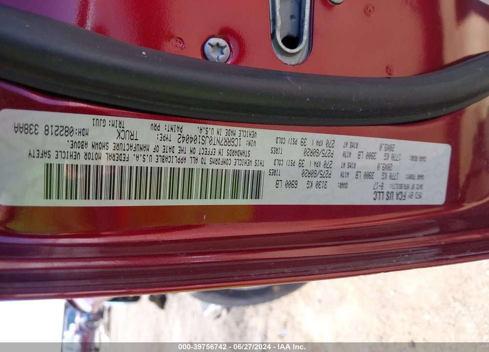2018 RAM 1500 VIN: 1C6RR7NT0JS104042