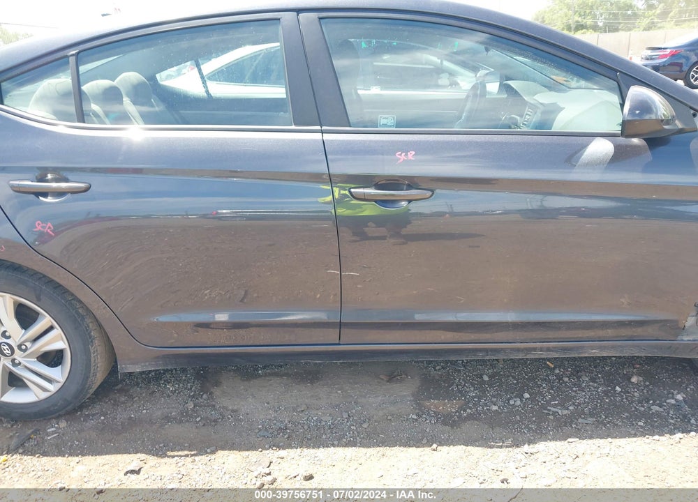2020 HYUNDAI ELANTRA SEL VIN: 5NPD84LF6LH583487
