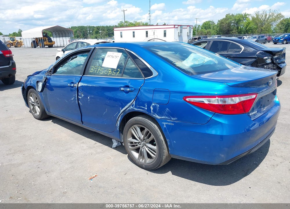 2017 TOYOTA CAMRY SE VIN: 4T1BF1FK4HU656675