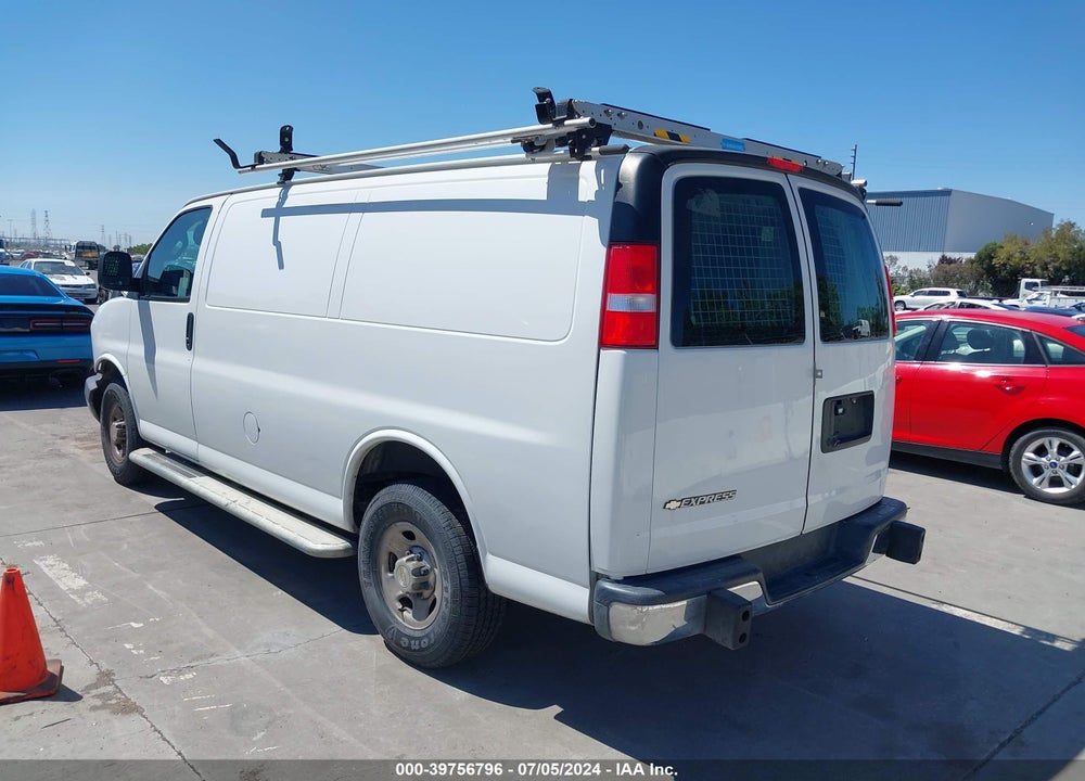 2020 CHEVROLET EXPRESS CARGO RWD 2500 REGULAR WHEELBASE WT VIN: 1GCWGAFG6L1261437