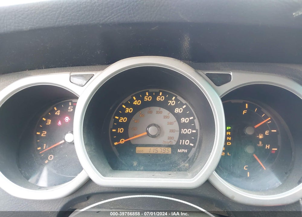 2003 TOYOTA 4RUNNER SR5 V8 VIN: JTEBT14R438003032