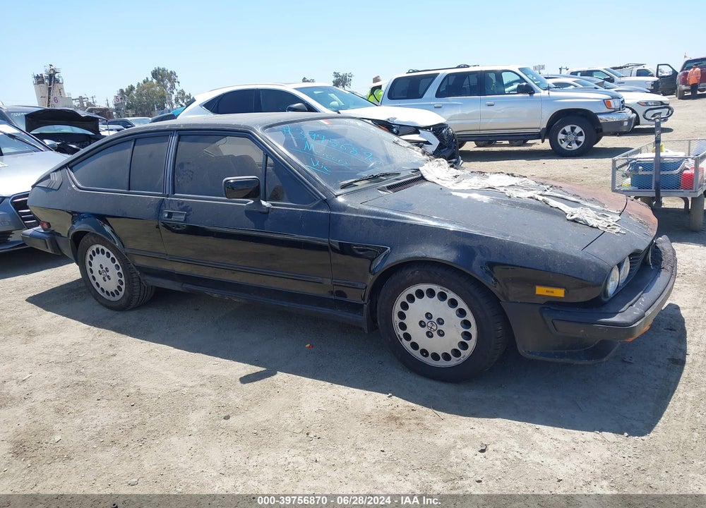 1986 ALFA ROMEO GT V6 2.5 VIN: ZARAA6699G1007565