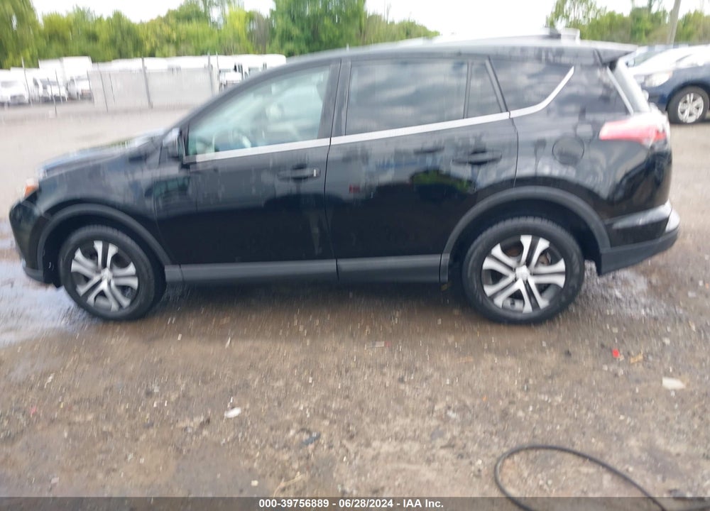 2018 TOYOTA RAV4 LE VIN: 2T3BFREV4JW739692