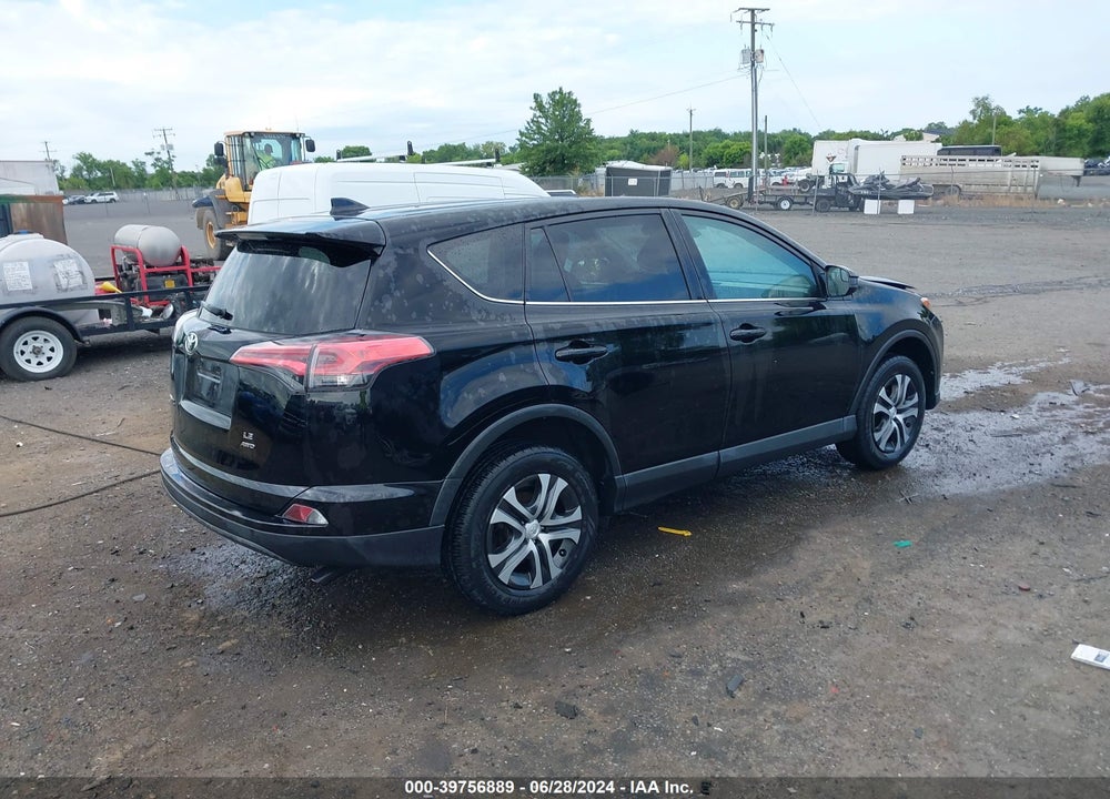 2018 TOYOTA RAV4 LE VIN: 2T3BFREV4JW739692