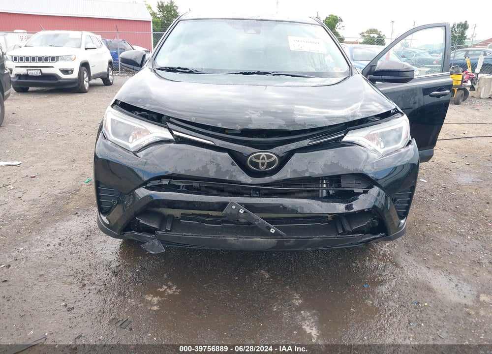 2018 TOYOTA RAV4 LE VIN: 2T3BFREV4JW739692