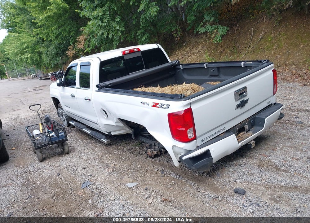 2018 CHEVROLET SILVERADO 1500 2LZ VIN: 1GCVKSEC5JZ372333
