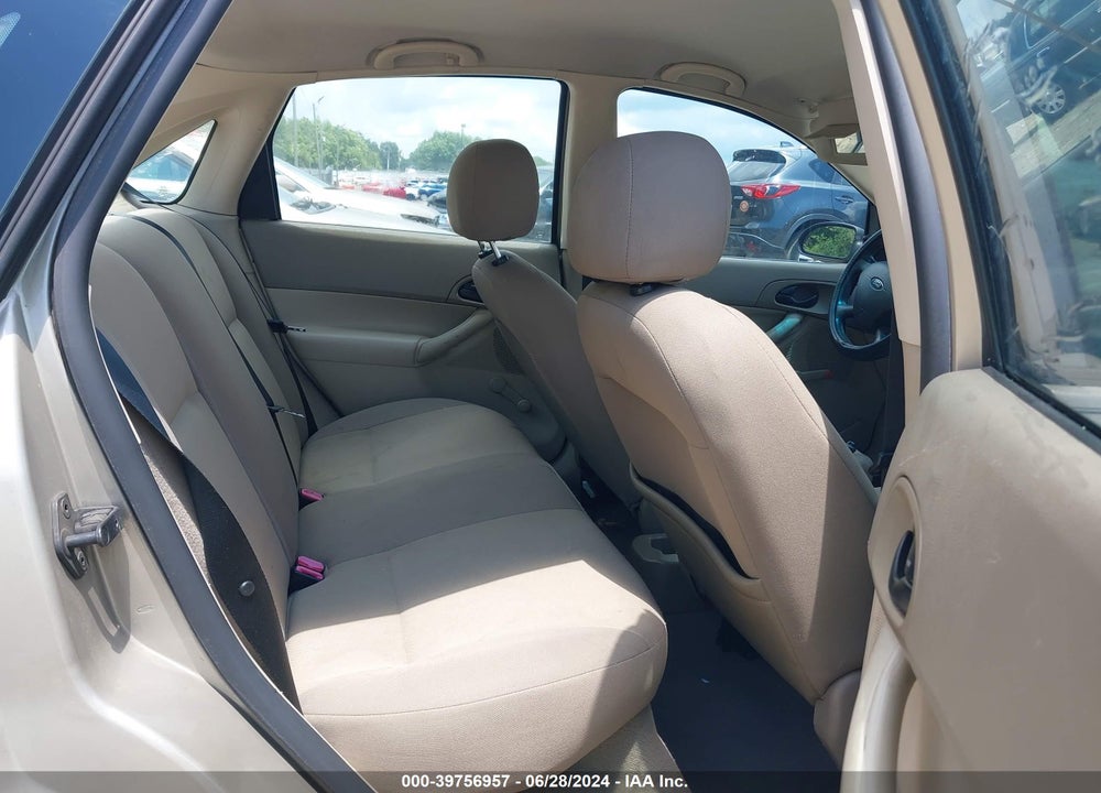 2007 FORD FOCUS S/SE/SES VIN: 1FAFP34N27W200596