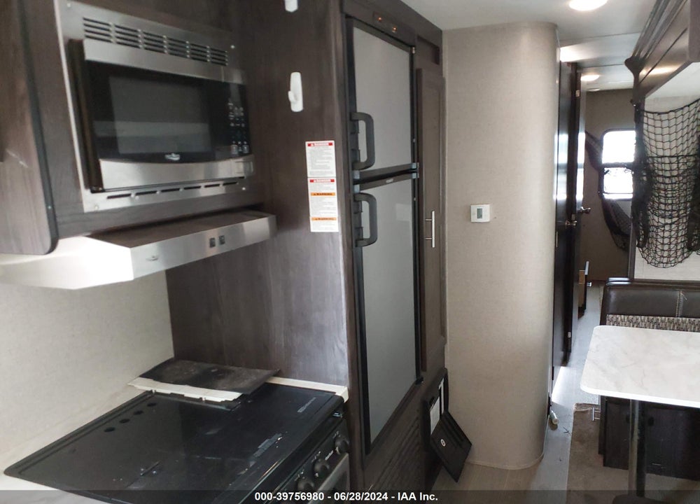 2018 KODIAK 35FT2SLIDES VIN: 4YDT29920JJ973419