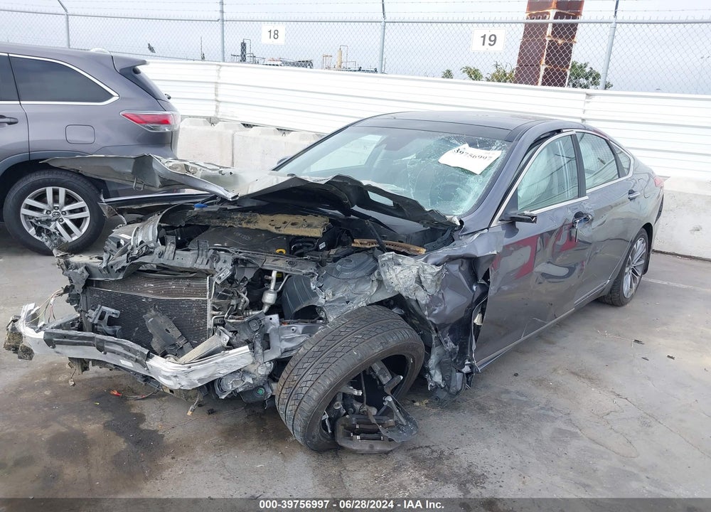 2015 HYUNDAI GENESIS 3.8 VIN: KMHGN4JE1FU102759