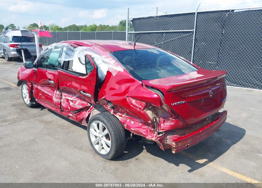 2014 NISSAN VERSA 1.6 SL VIN: 3N1CN7AP9EL853495