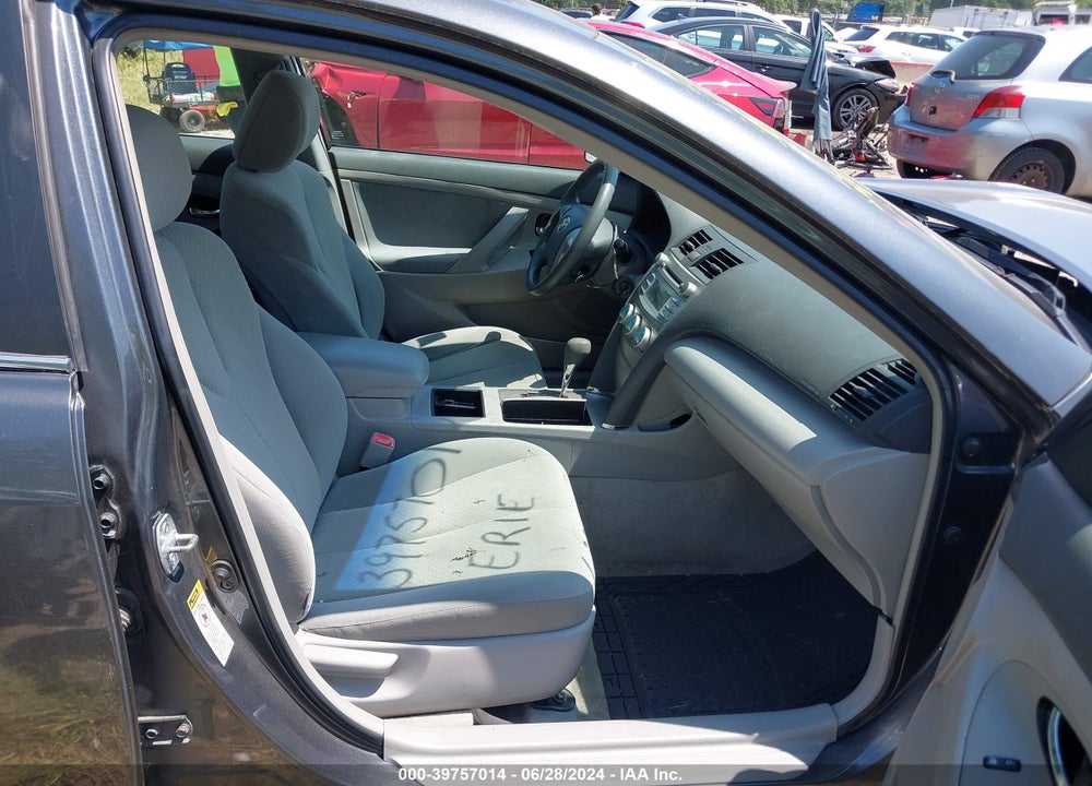 2009 TOYOTA CAMRY LE VIN: 4T1BE46K79U265901