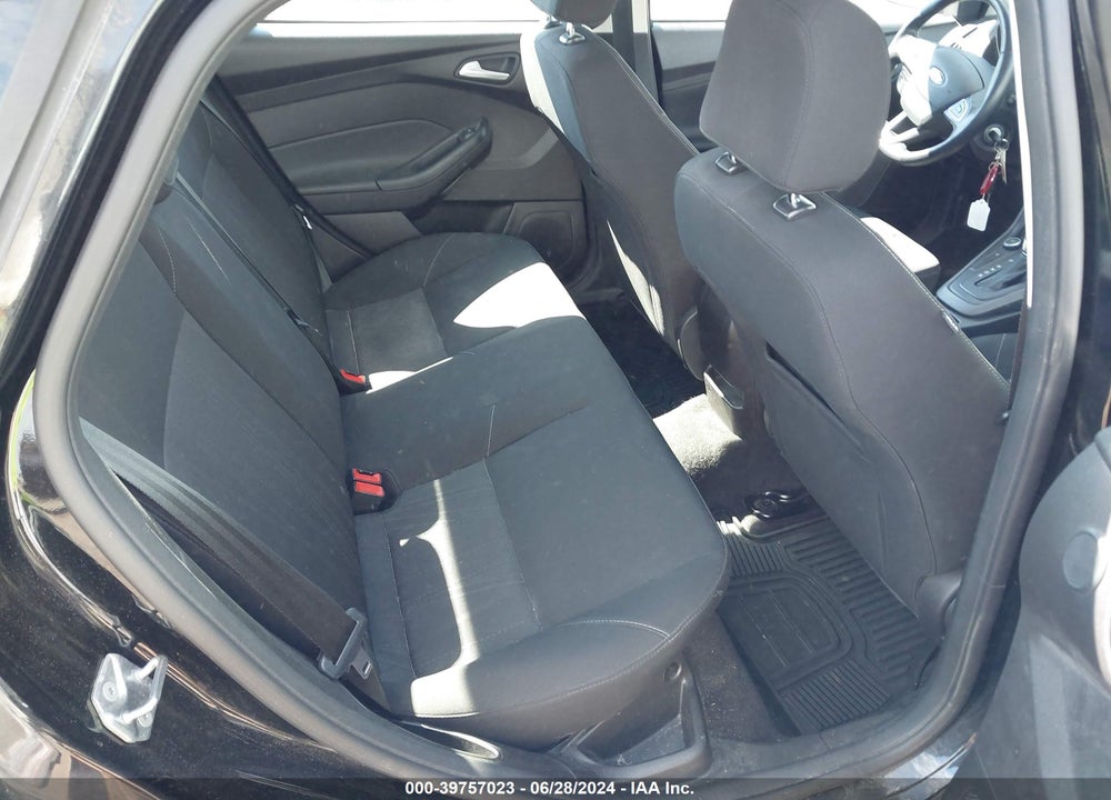 2017 FORD FOCUS SEL VIN: 1FADP3H27HL266569