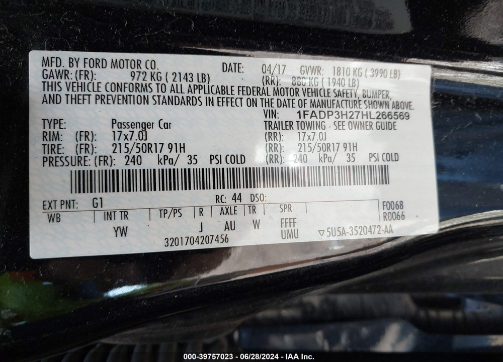 2017 FORD FOCUS SEL VIN: 1FADP3H27HL266569