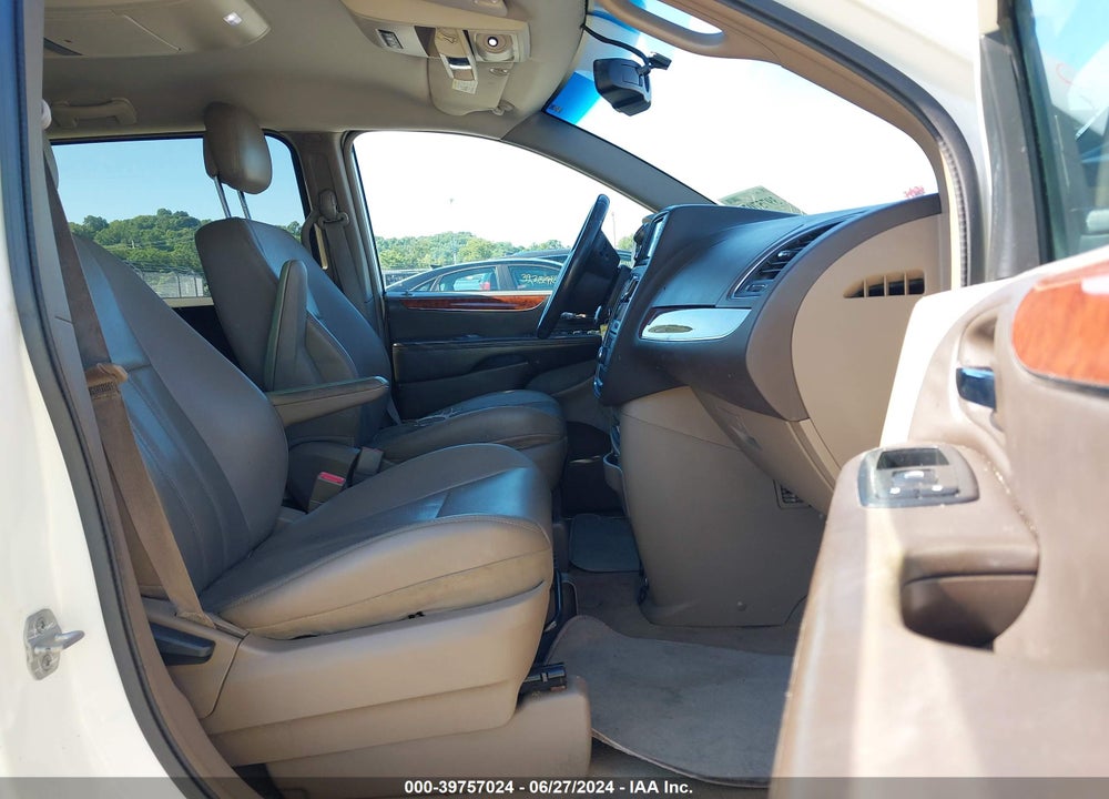 2013 CHRYSLER TOWN & COUNTRY TOURING VIN: 2C4RC1BG6DR529219