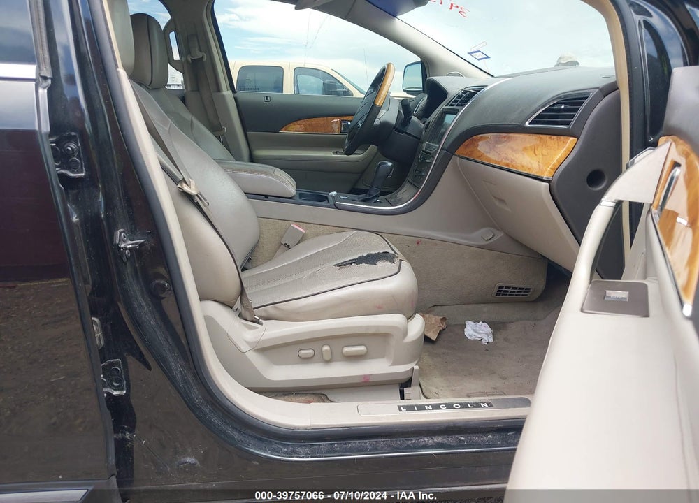 2011 LINCOLN MKX VIN: 2LMDJ6JK9BBJ05591