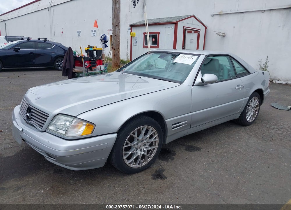 2000 MERCEDES-BENZ SL 500 VIN: WDBFA68F0YF192417