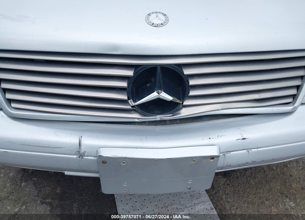 2000 MERCEDES-BENZ SL 500 VIN: WDBFA68F0YF192417