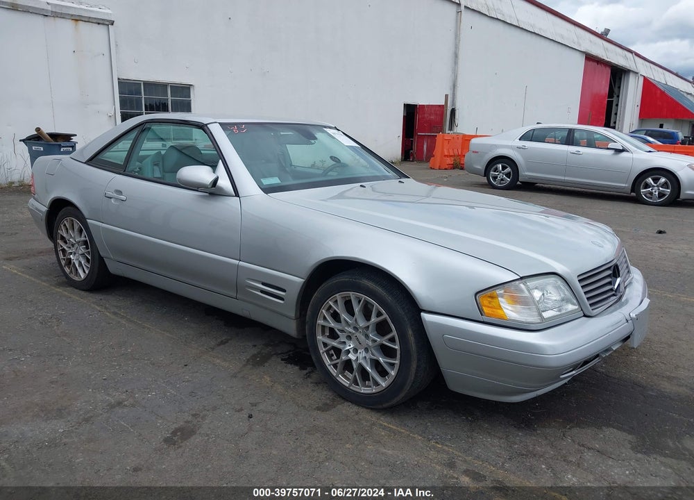 2000 MERCEDES-BENZ SL 500 VIN: WDBFA68F0YF192417