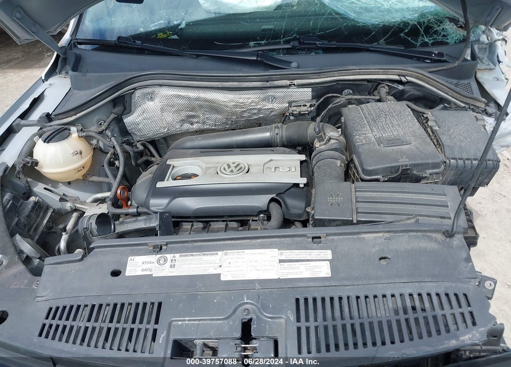 2012 VOLKSWAGEN TIGUAN SE VIN: WVGBV7AX5CW598727