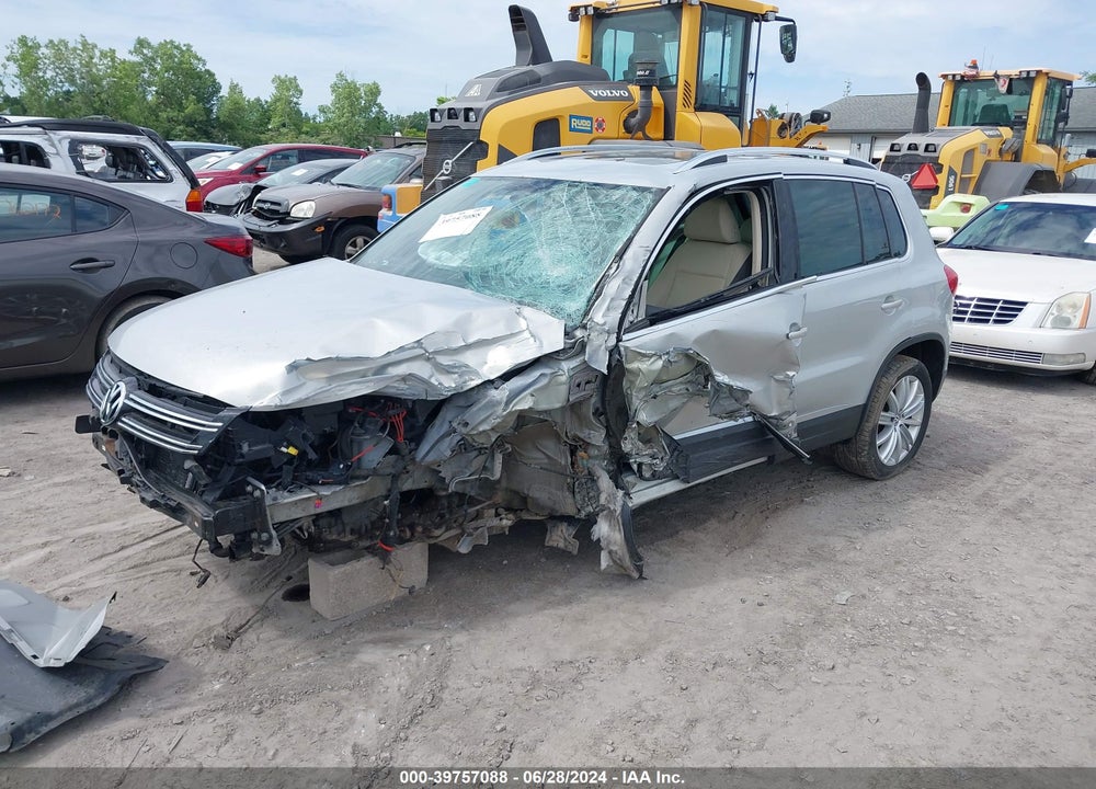 2012 VOLKSWAGEN TIGUAN SE VIN: WVGBV7AX5CW598727