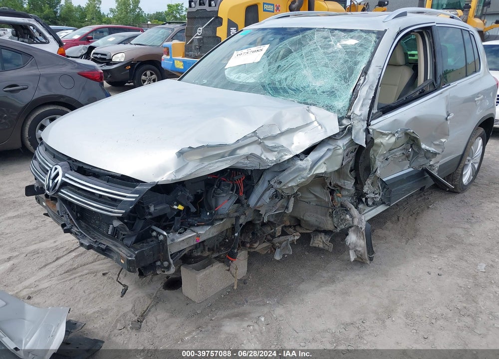 2012 VOLKSWAGEN TIGUAN SE VIN: WVGBV7AX5CW598727