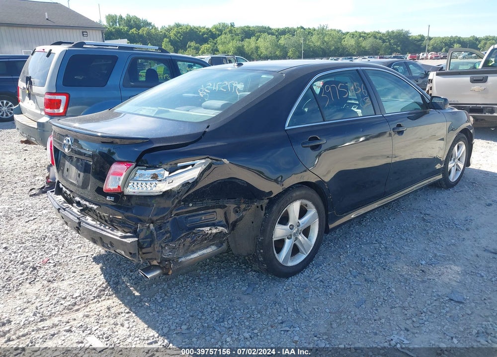 2011 TOYOTA CAMRY SE VIN: 4T1BF3EKXBU212205