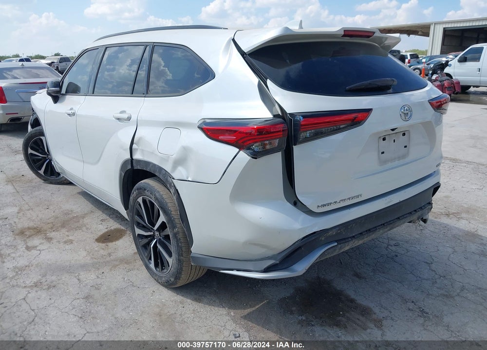 2021 TOYOTA HIGHLANDER XSE VIN: 5TDLZRAH0MS050881