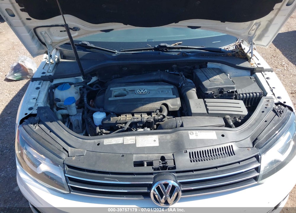 2012 VOLKSWAGEN EOS KOMFORT VIN: WVWBW7AH1CV008555