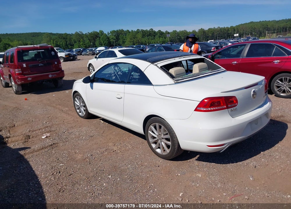 2012 VOLKSWAGEN EOS KOMFORT VIN: WVWBW7AH1CV008555