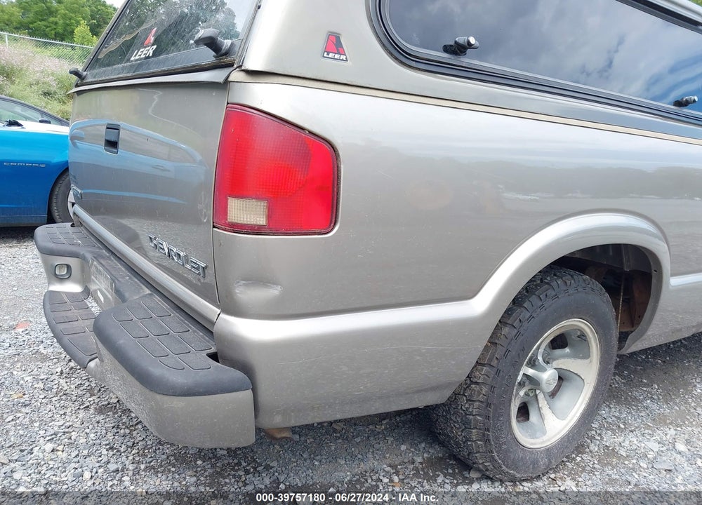 2003 CHEVROLET S-10 LS VIN: 1GCCS14H938218912