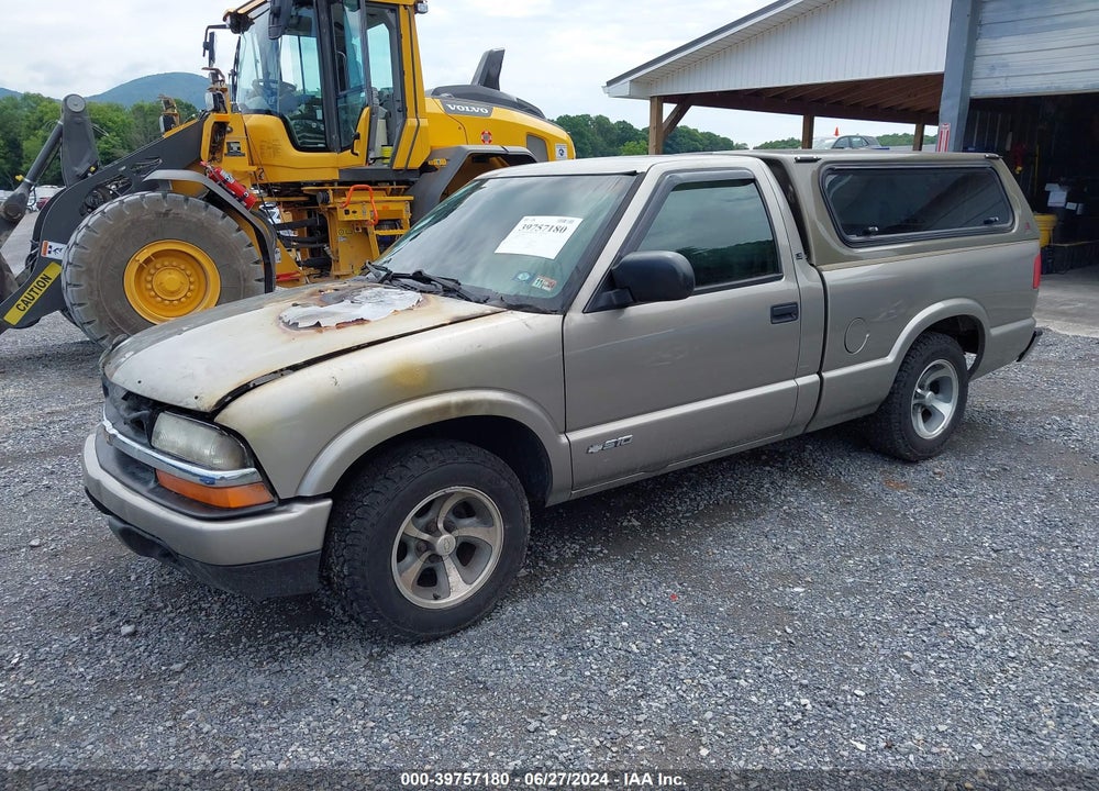 2003 CHEVROLET S-10 LS VIN: 1GCCS14H938218912