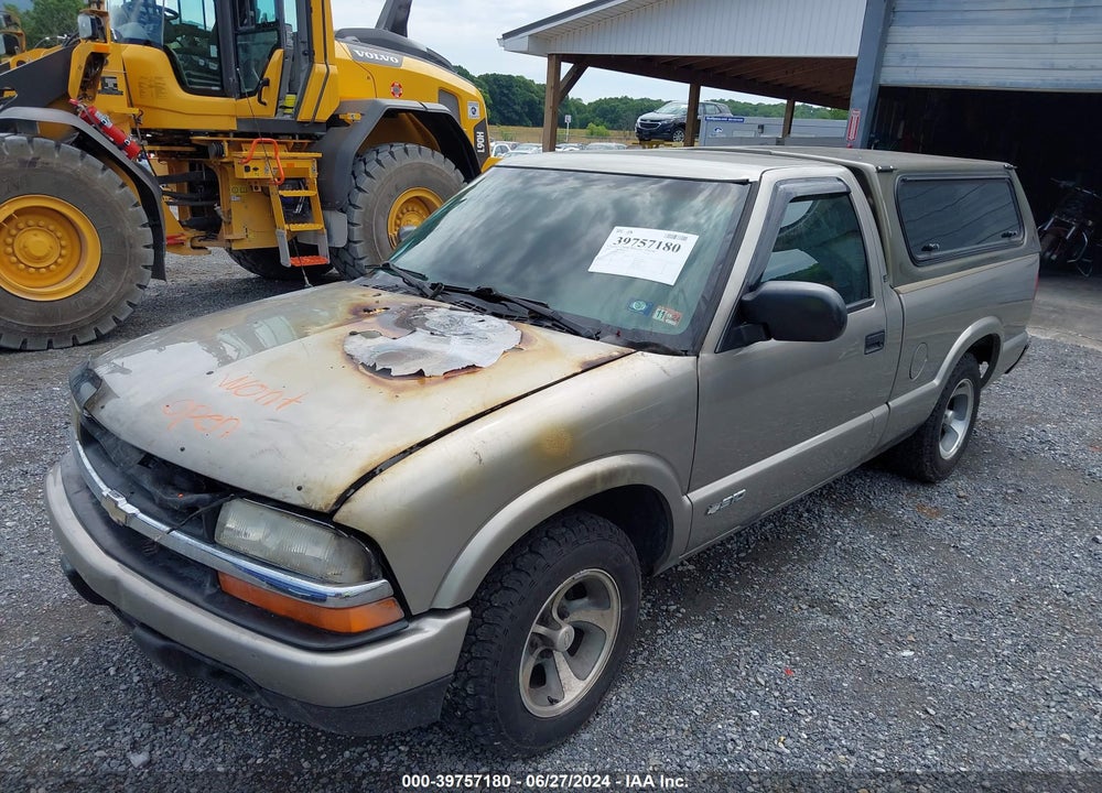 2003 CHEVROLET S-10 LS VIN: 1GCCS14H938218912