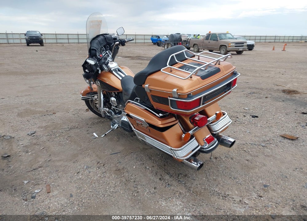 2008 HARLEY-DAVIDSON FLHTCUI 105TH ANNIVERSARY EDITION VIN: 1HD1FC44X8Y625194