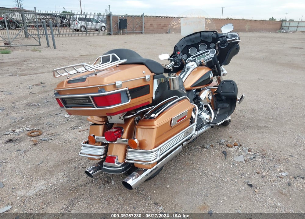 2008 HARLEY-DAVIDSON FLHTCUI 105TH ANNIVERSARY EDITION VIN: 1HD1FC44X8Y625194