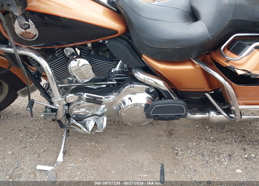 2008 HARLEY-DAVIDSON FLHTCUI 105TH ANNIVERSARY EDITION VIN: 1HD1FC44X8Y625194