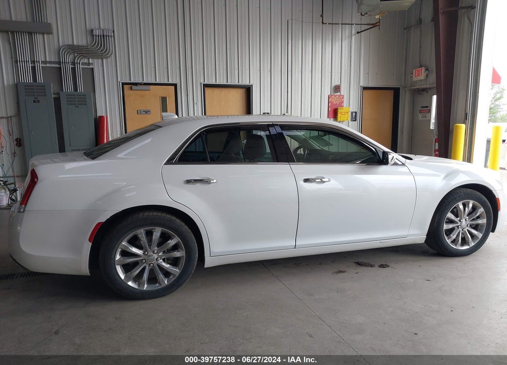 2015 CHRYSLER 300C AWD VIN: 2C3CCAKG5FH803433