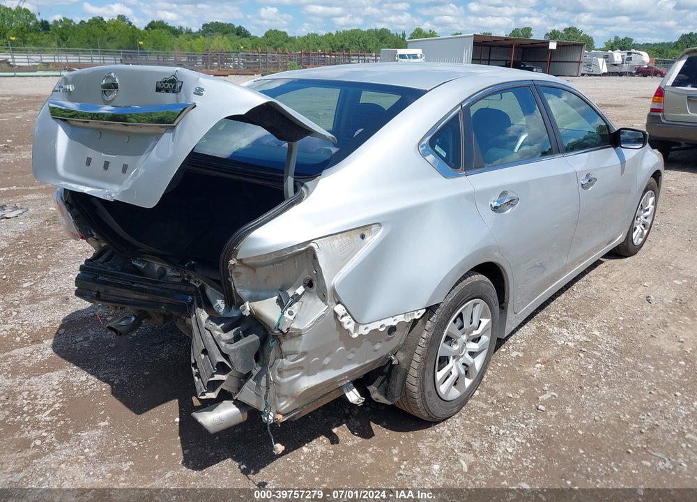 2015 NISSAN ALTIMA 2.5/2.5 S/2.5 SL/2.5 SV VIN: 1N4AL3AP4FN321095