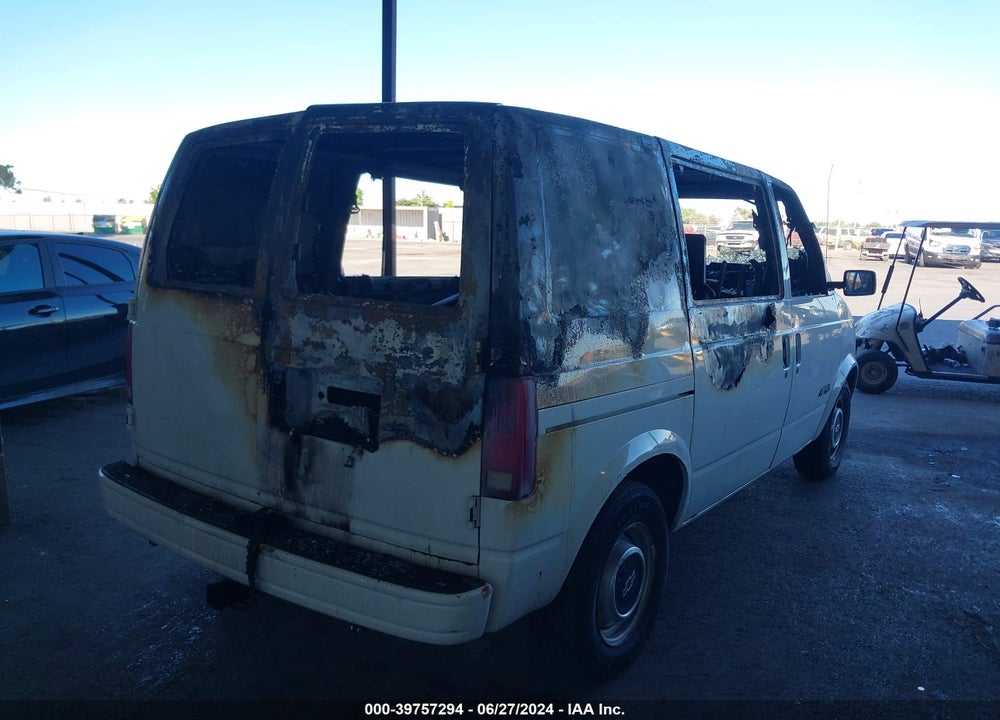 1991 CHEVROLET ASTRO VIN: 1GNDM15Z1MB153085