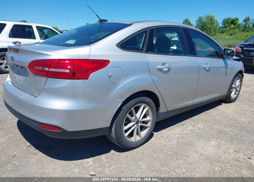 2017 FORD FOCUS SE VIN: 1FADP3F29HL220910