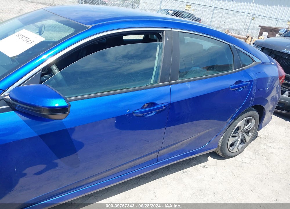 2021 HONDA CIVIC LX VIN: 2HGFC2F66MH558995